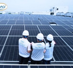 Nghiệm Thu Và Vận Hành Hệ Thống Điện Mặt Trời Áp Mái Gần 1MWp tại Bình Dương