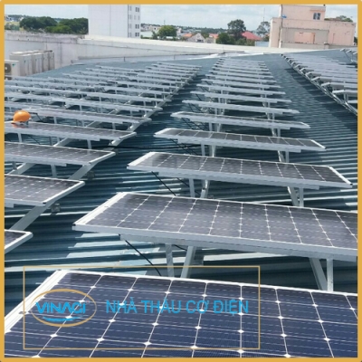 Lắp Tấm Pin Năng Lượng Mặt Trời Bình Dương