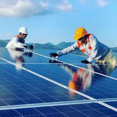 Lắp Điện Năng Lượng Mặt Trời Giá Bao Nhiêu? Bảng Giá Mới Nhất 2026