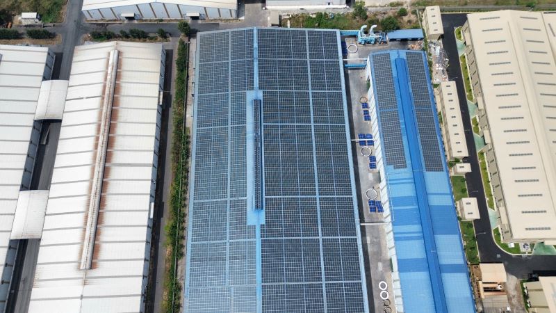 Quy trình lắp điện mặt trời có lưu trữ đảm bảo tính an toàn và ổn định lâu dài